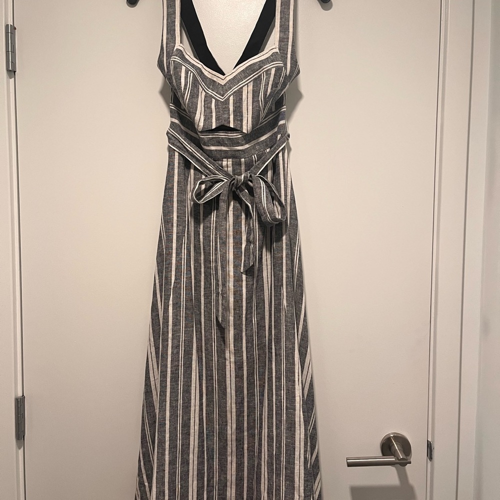 BCBGMaxAzria Black and White Sleeveless Maxi Sundress